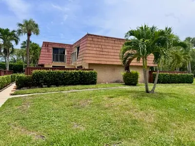 217 LIVE OAK Lane, Boynton Beach – Townhouse for sale
