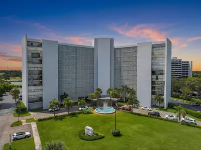 336 Golfview Road Unit 519, North Palm Beach – Condominium for sale