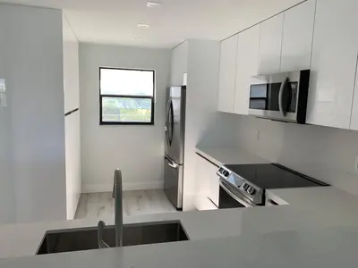 16051 BLATT Boulevard 412, Weston – Condominium for rent