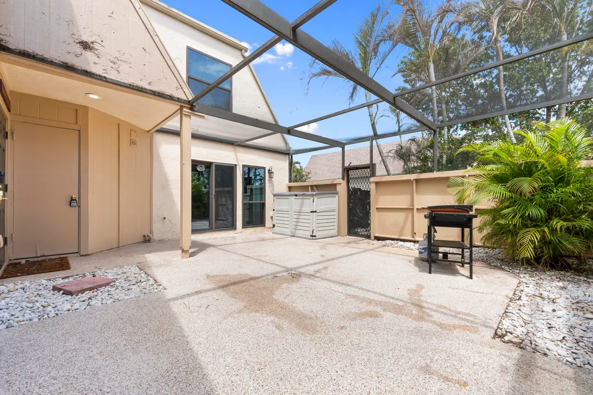 Screened Patio at 1100 SE MITCHELL Avenue 204, Port St. Lucie