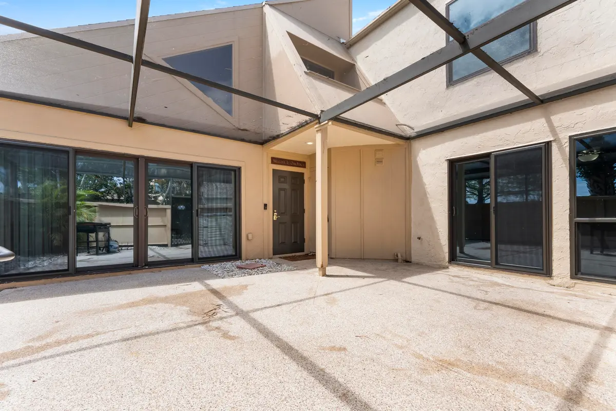 Screened Patio at 1100 SE MITCHELL Avenue 204, Port St. Lucie