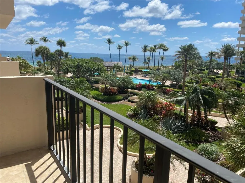 Photo 2 at 5100 N OCEAN Boulevard 401, Lauderdale-By-The-Sea