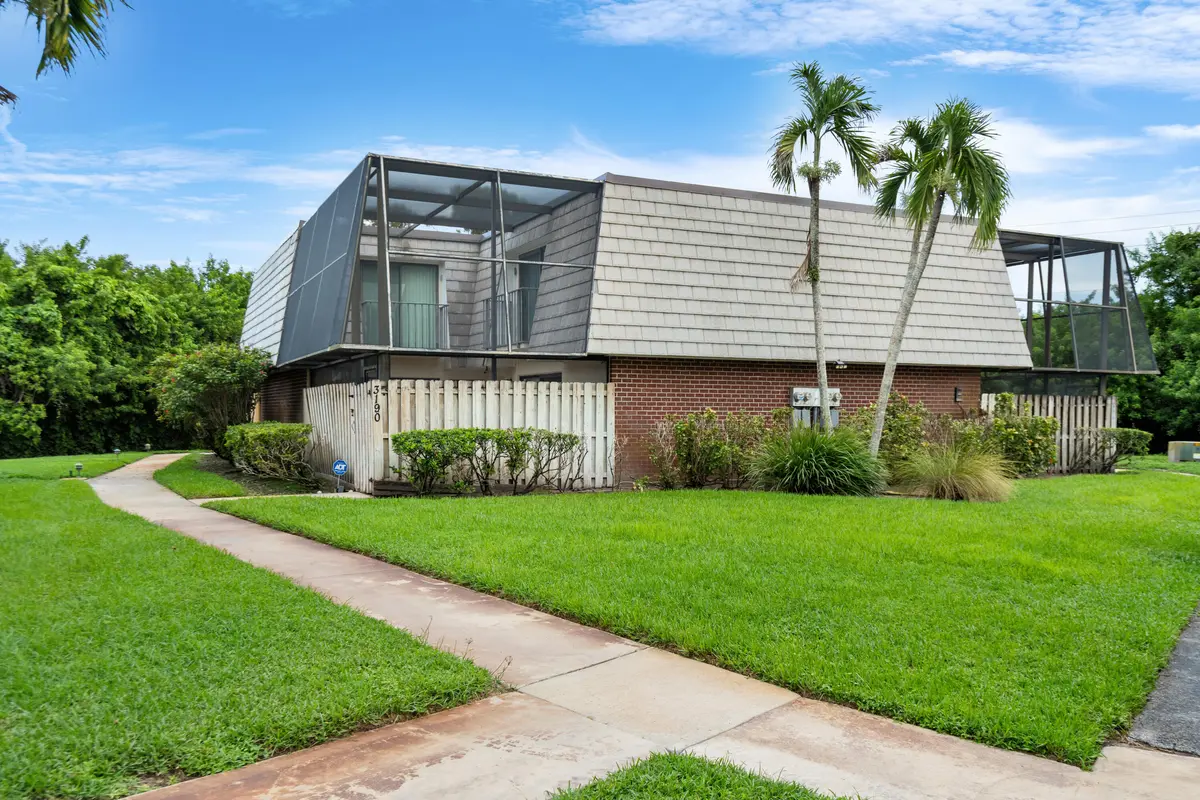 DSC01114 at 3190 SE BROOK Street, Stuart