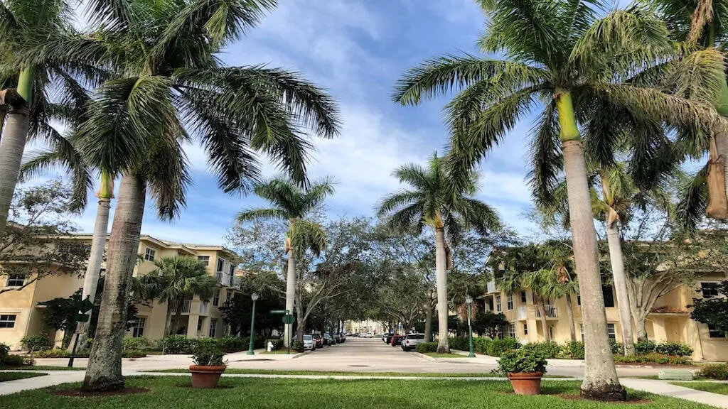 Community Amenities at 1139 TOWN CENTER Drive 25, Jupiter