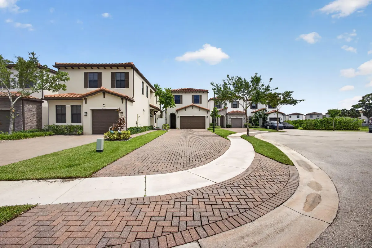 2-web-or-mls-5D1A2307 at 4004 SCREW PINE Cove, Riviera Beach