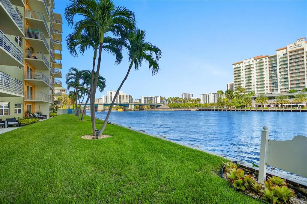 2900 43 at 2900 NE 30TH Street G1, Fort Lauderdale