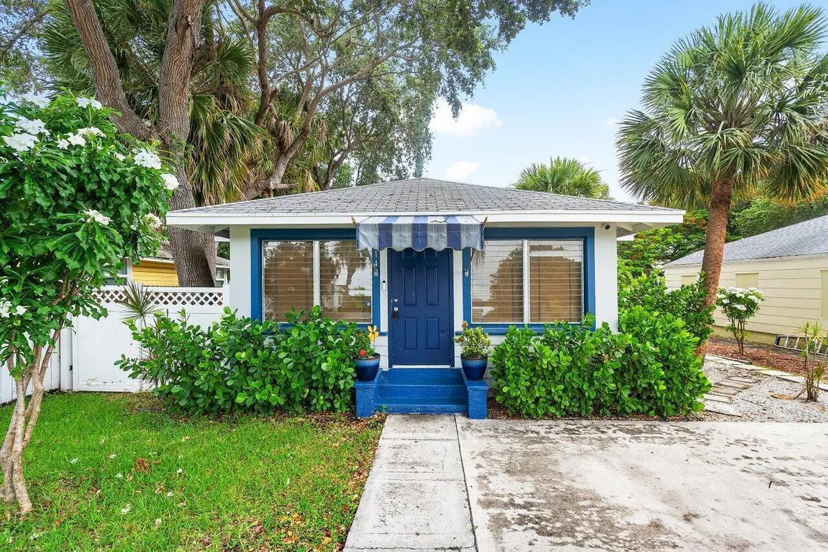 Front View at 314 S PALMWAY 1, Lake Worth Beach