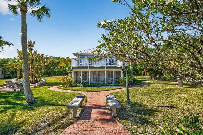 1935 Quay Dock Rd Vero Beach-small-006-0 at 1935 Quay Dock Road, Vero Beach