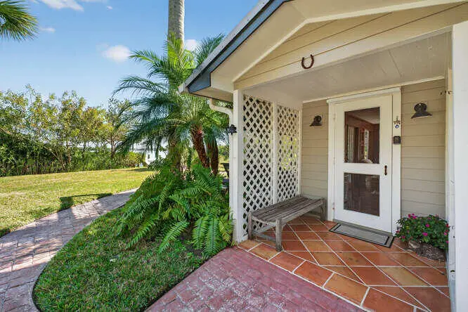 1935 Quay Dock Rd Vero Beach-small-010-0 at 1935 Quay Dock Road, Vero Beach