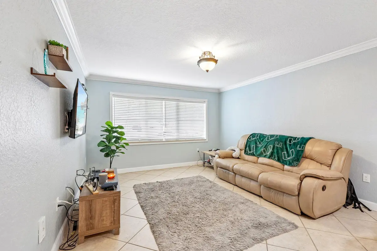 6-web-or-mls-NE 15th Ave 138-S1009-006 at 150 NE 15TH Avenue 138, Fort Lauderdale