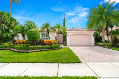 11637 Pamplona Boulevard, Boynton Beach – Single Family Residence for sale