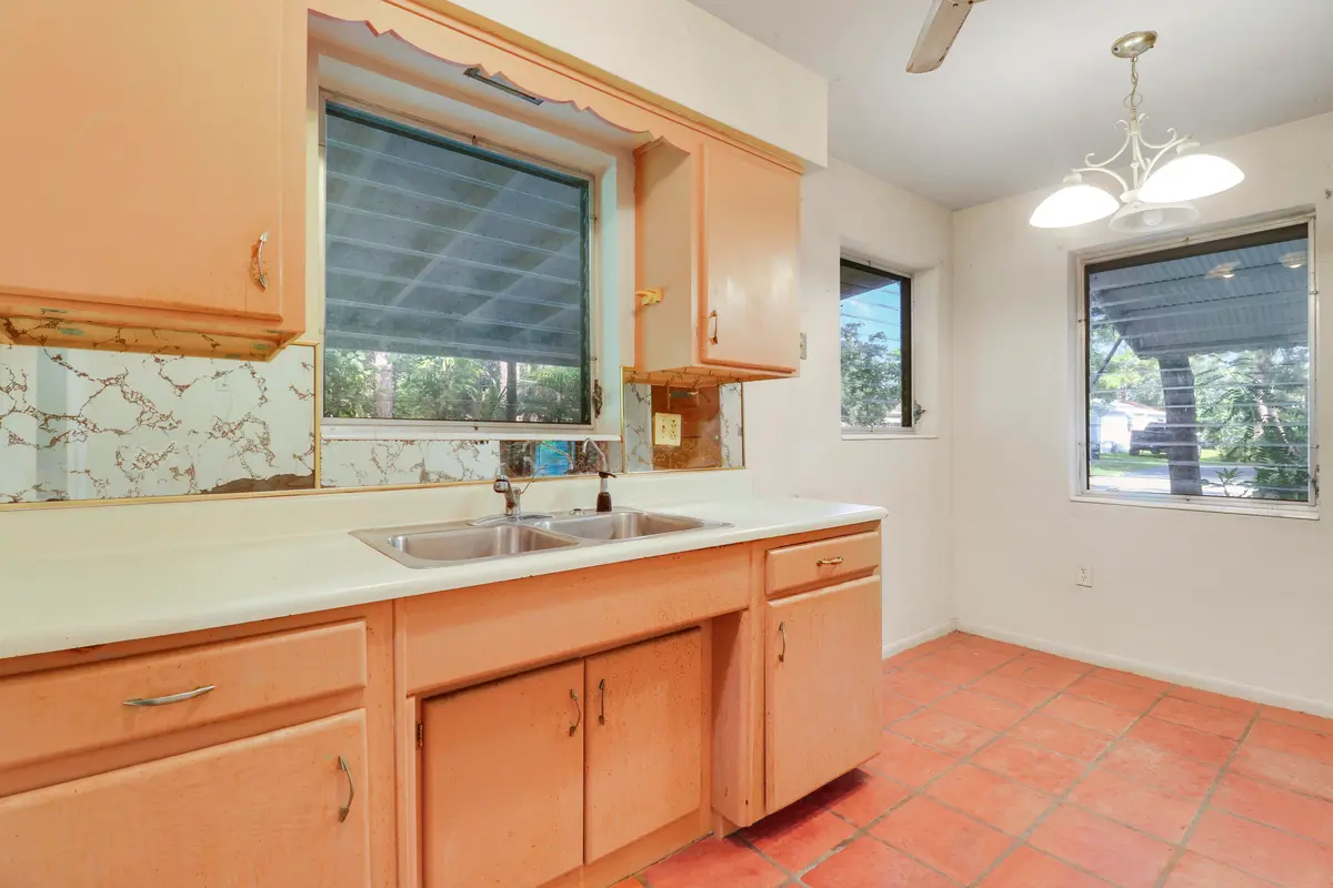 142 2nd Street at 142 2ND Street, Jupiter