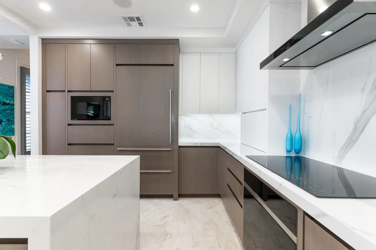 Wolf Induction Stove Top at 411 Hendricks Isle, Fort Lauderdale