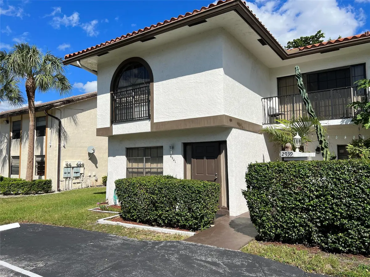 Photo 1 at 2941 NW 92nd Avenue, Coral Springs