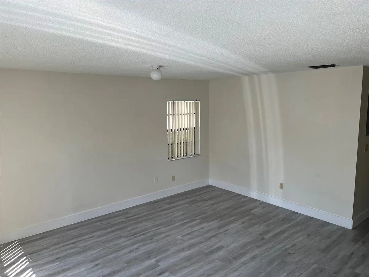 Photo 2 at 2941 NW 92nd Avenue, Coral Springs