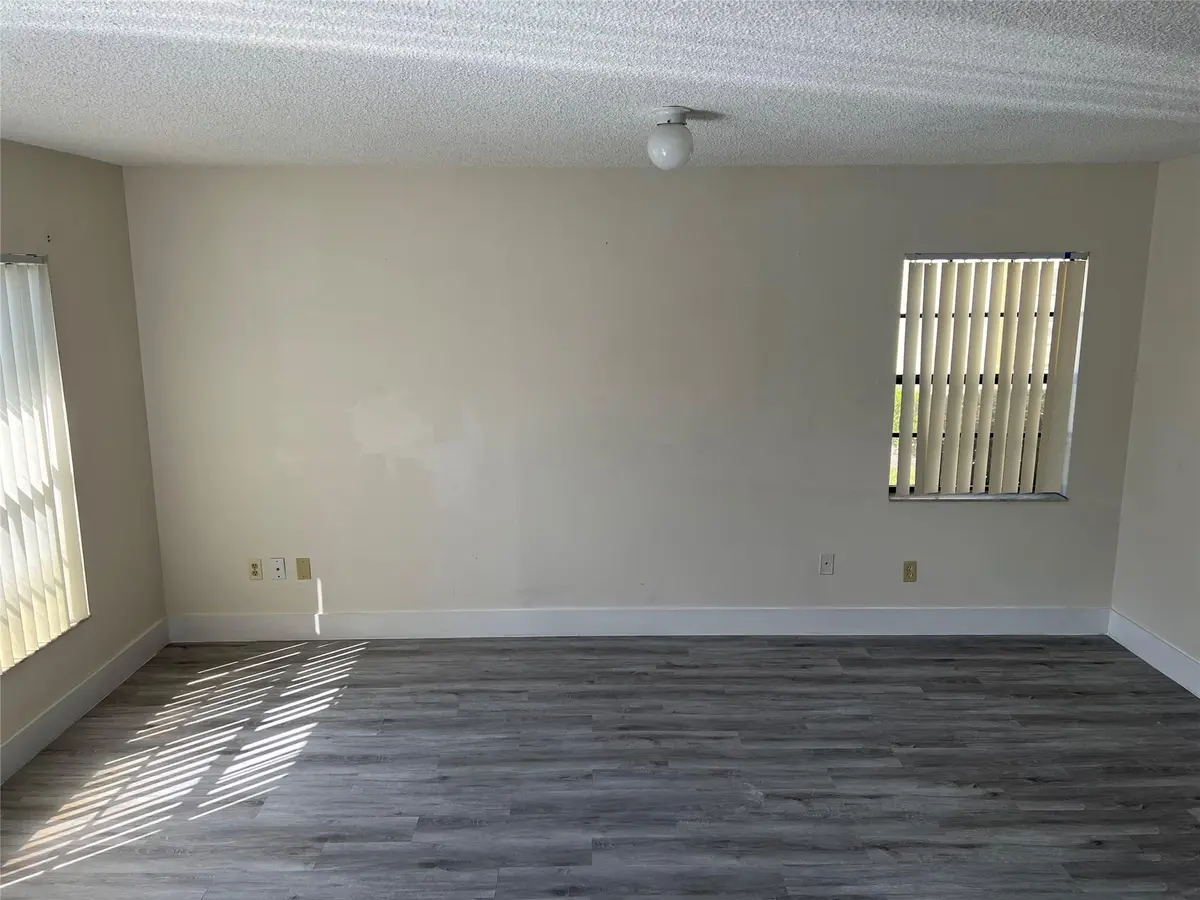Photo 3 at 2941 NW 92nd Avenue, Coral Springs