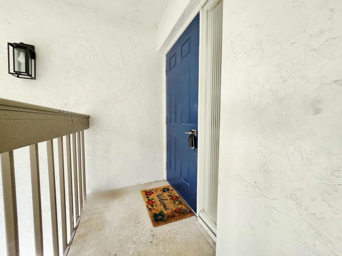 30 PELICAN POINTE Drive 201, Delray Beach, FL – photo 3