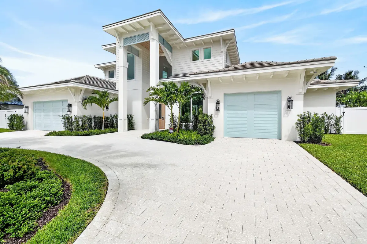 Exterior at 192 RIVER Drive, Tequesta