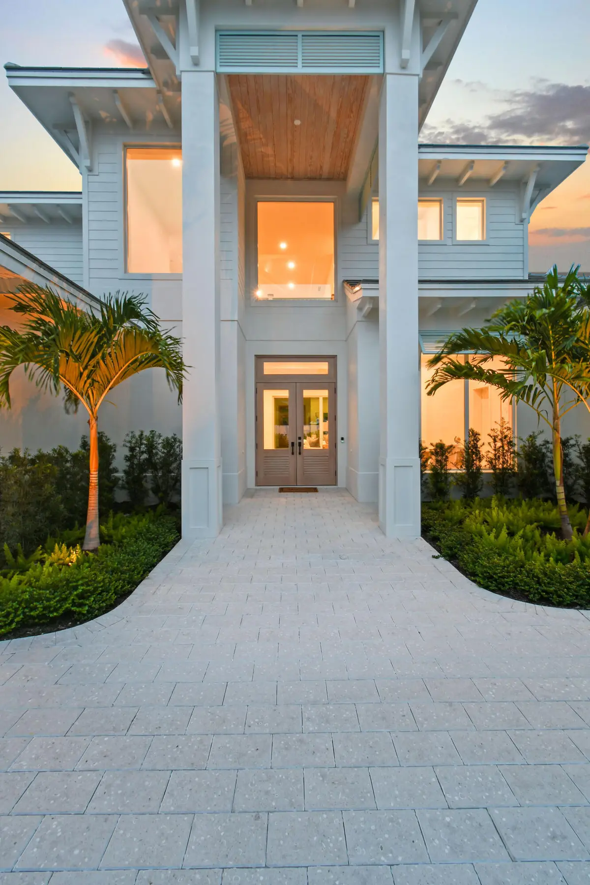 Exterior at 192 RIVER Drive, Tequesta