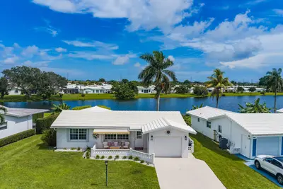 2201 SW ROMA WAY, Boynton Beach – Single Family Residence for sale