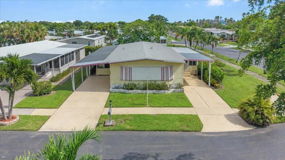 04-Front at 109 NW 51ST Street, Deerfield Beach