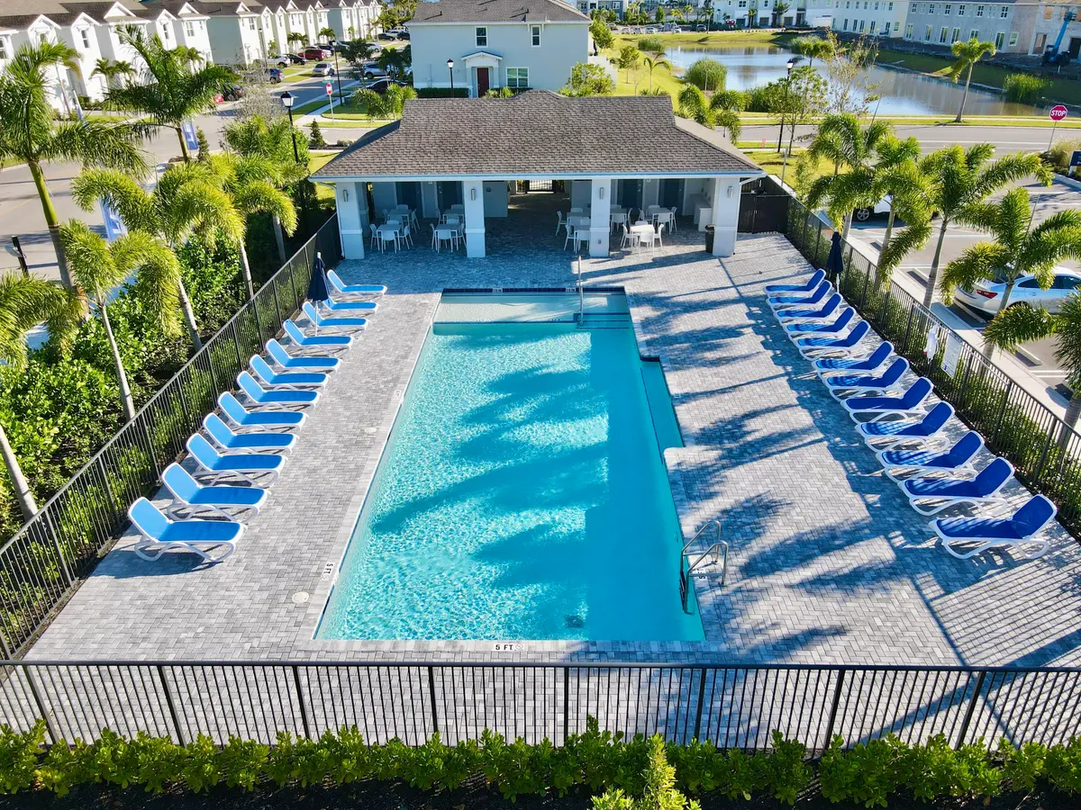 dji_fly_20241123_084710_174_173236964398 at 381 SE CROSSOAK Lane, Port St. Lucie