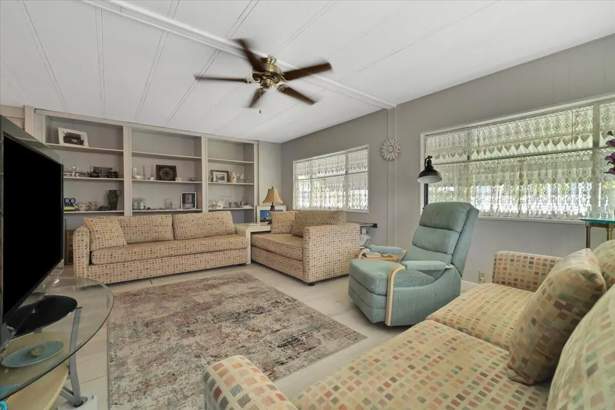 35-DSC09693 at 132 NW 53RD Place, Deerfield Beach