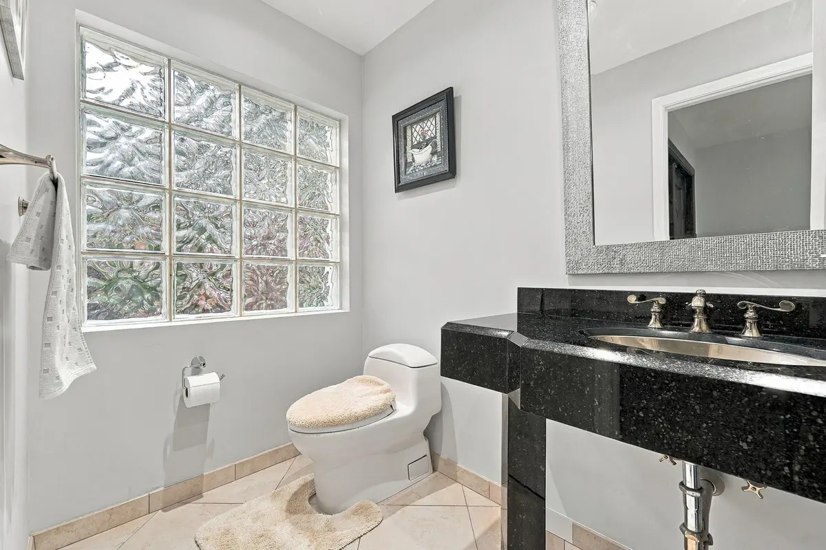 06_bathroom at 6211 NW 58th Way, Parkland