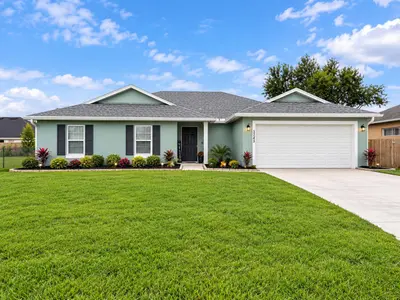 5245 NW GAMMA Street, Port St. Lucie – Single Family Residence for sale