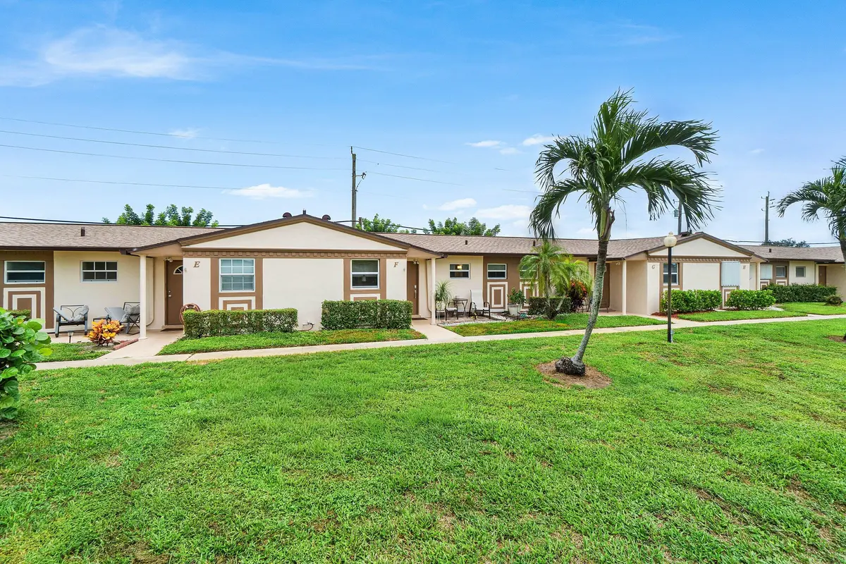 002-2883CrosleyDriveWest-F-WestPalmBeach at 2883 CROSLEY Drive F, West Palm Beach