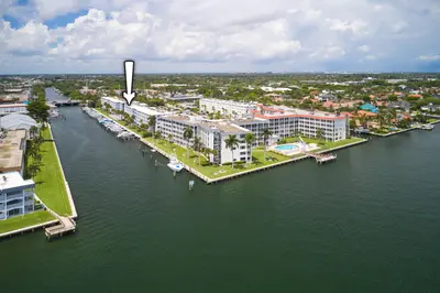 104 Paradise Harbour Boulevard 402, North Palm Beach – Condominium for sale