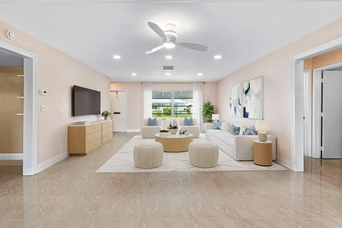 VStaged - Living Rm at 106 NW 10th Court, Boynton Beach