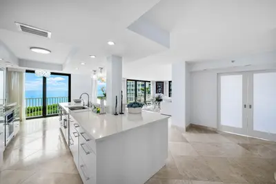 3360 S Ocean Boulevard 3 F I, Palm Beach – Cabana for sale