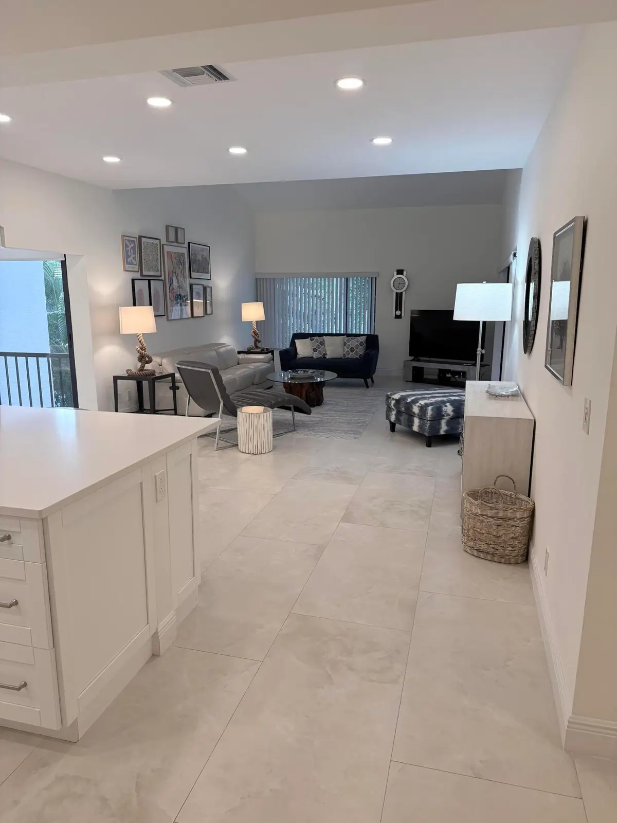kitchen/living at 1640 Twelve Oaks Way 305, North Palm Beach