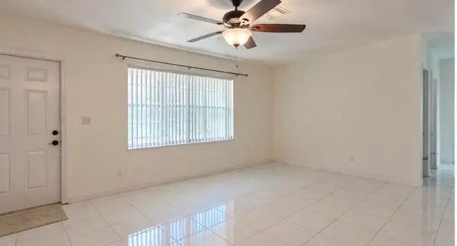 IMG_1094 at 2861 NE 5TH Court A, Boynton Beach