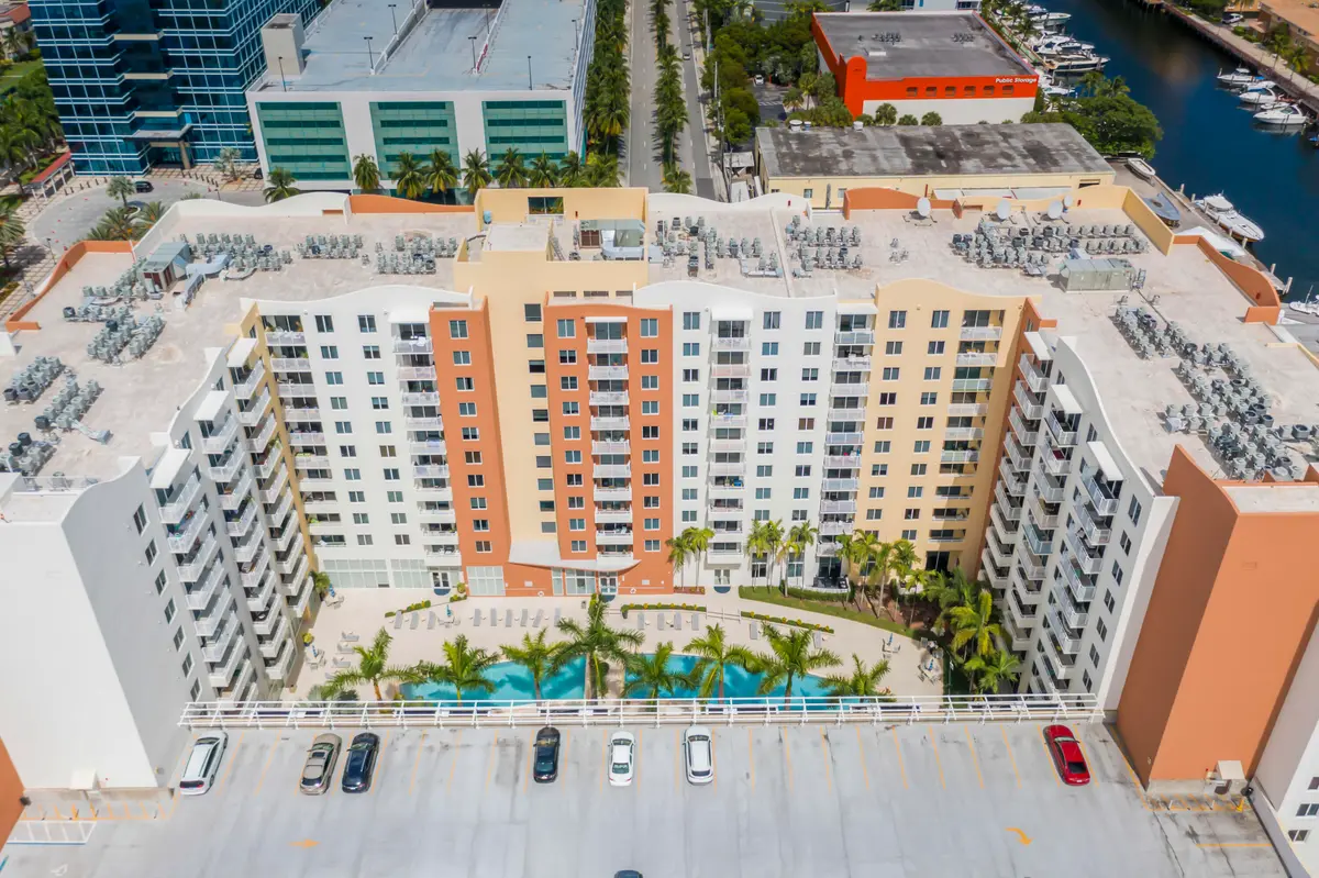 18800 NE 29th Avenue, Miami, FL – photo 3