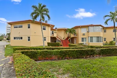 18630 NE 18TH Avenue 134, Miami – Condominium for sale