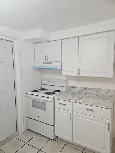 2467 NW 90TH Street, Miami – Single Family Residence for sale