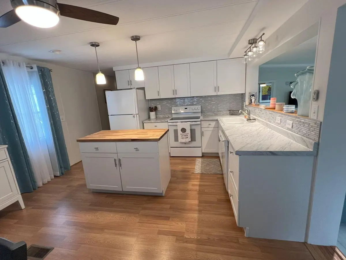 kit2 at 11000 SE FEDERAL  Highway lot 20, Hobe Sound