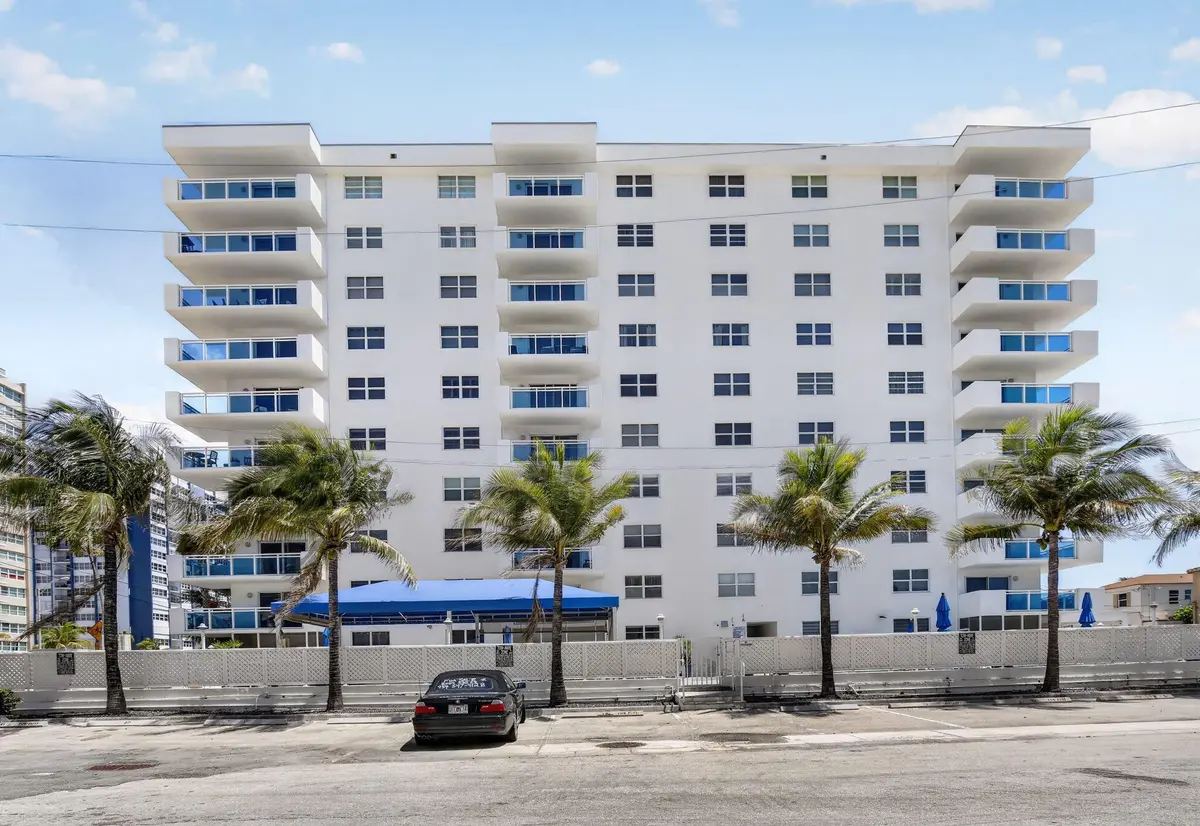 3-web-or-mls-_A7A9219 at 1701 S OCEAN Drive 902, Hollywood