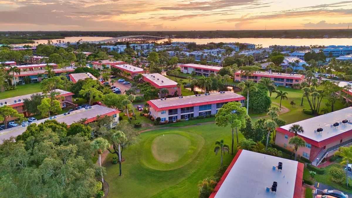 1917 SW Palm City Rd Apt G at 1917 SW Palm City Road Apt g, Stuart