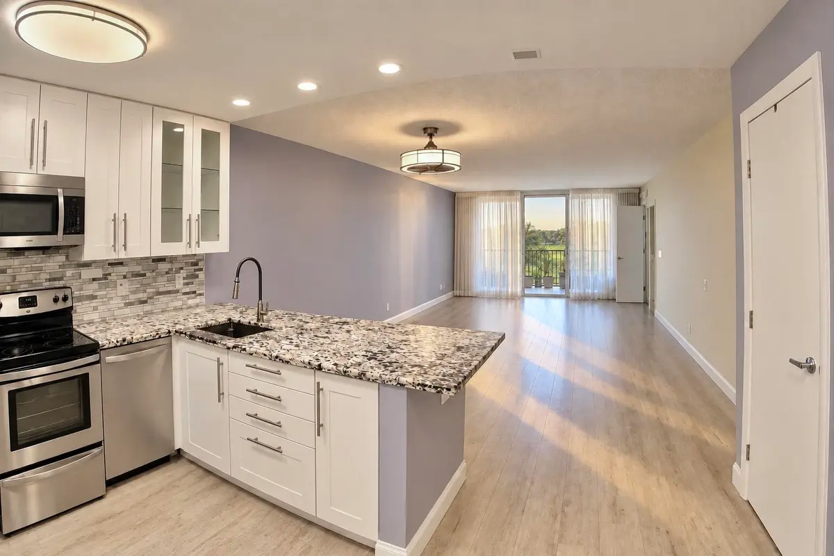 4000 Cypress Grove Way 301, Pompano Beach, FL – photo 4