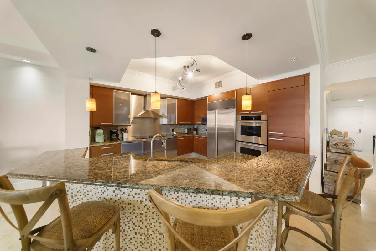 DSC07405 Vassar Gordon at 701 SE 21ST Avenue 302, Deerfield Beach