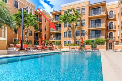 511 Lucerne Avenue 512, Lake Worth Beach – Condominium for sale