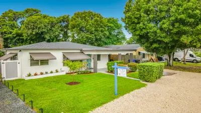 1110  SW 31st Street, Fort Lauderdale – Single Family Residence for rent