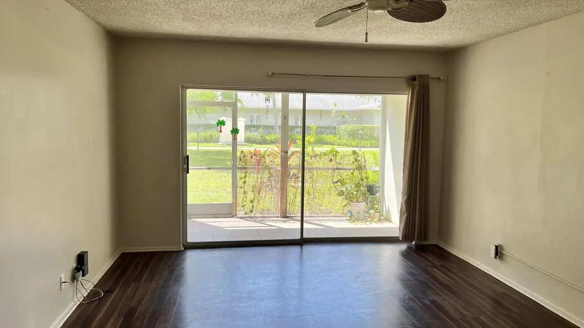 Living Room at 2440 SW 22nd Avenue 707, Delray Beach