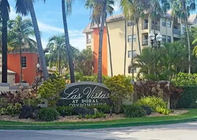 8290 LAKE Drive 250, Doral – Condominium for sale