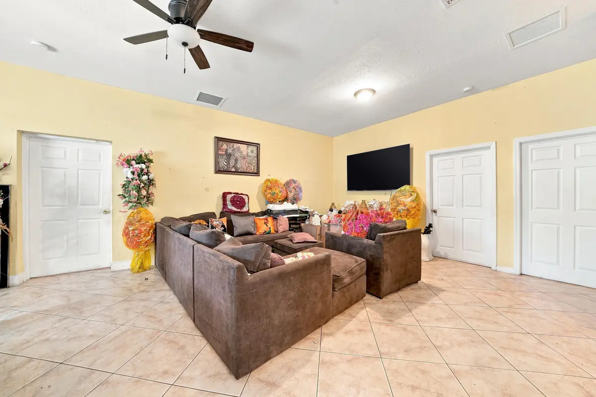 Living area at 1320 NE 135TH Street, North Miami