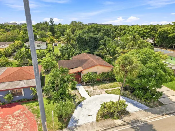 Front of house at 1320 NE 135TH Street, North Miami