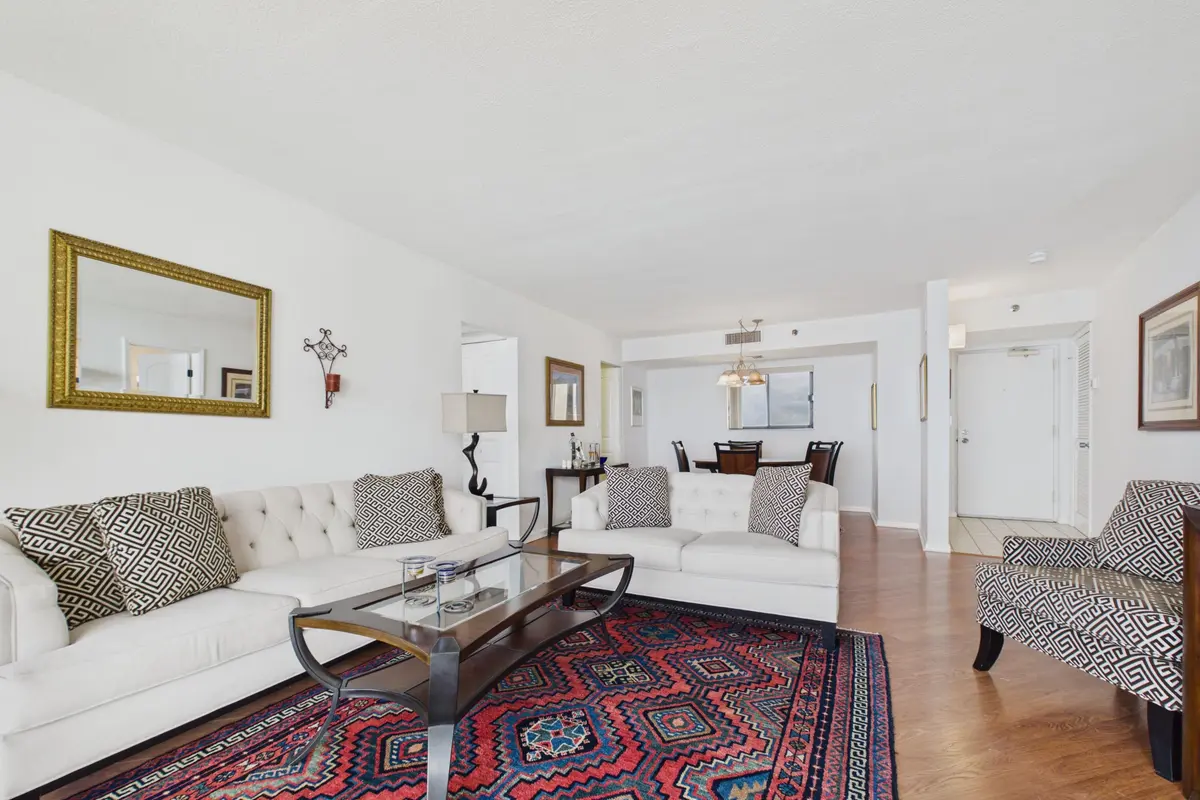 Living Room at 300 OCEAN TRAIL Way 1105, Jupiter